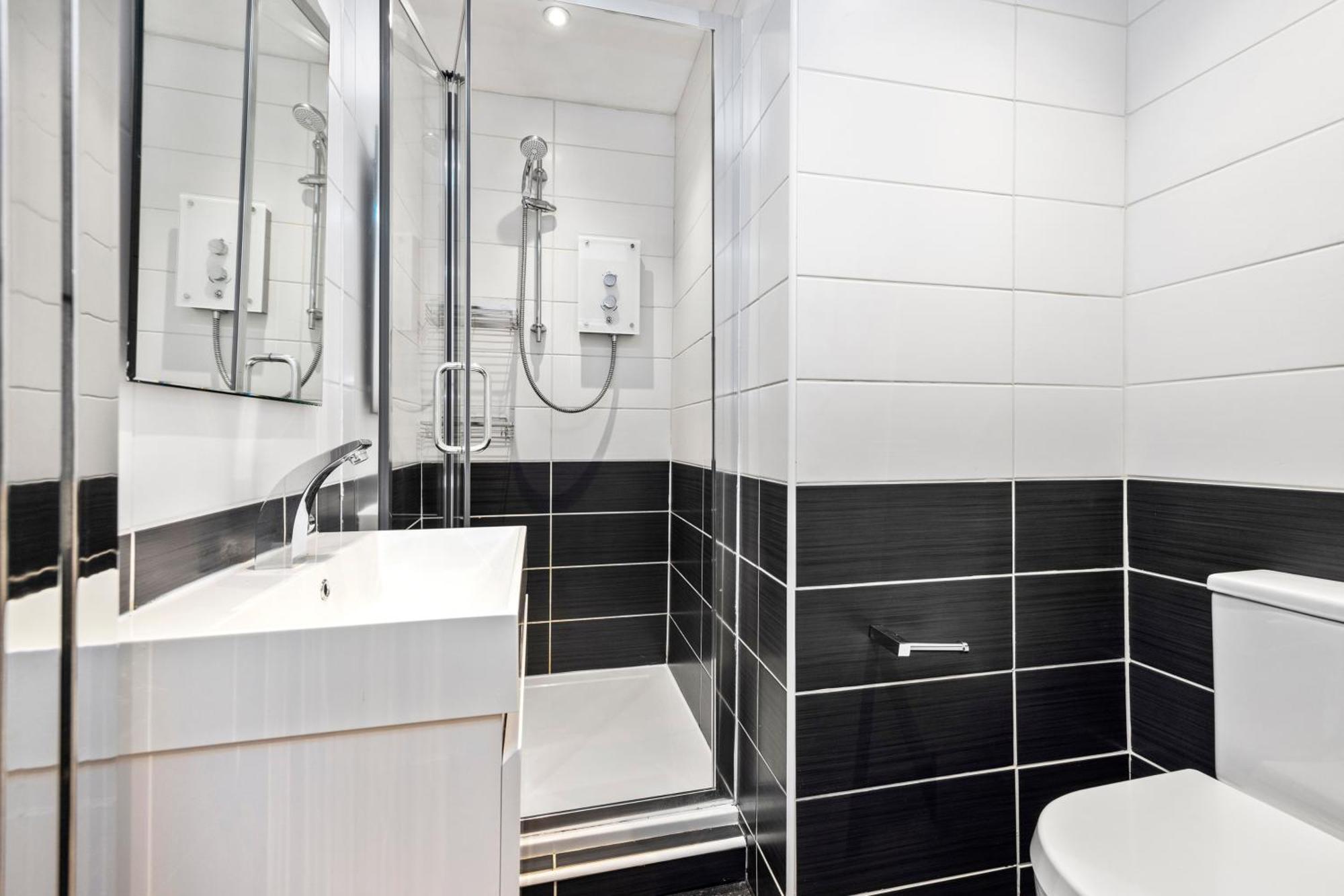 Joivy Modern Flat In City Centre - For Up To 3 Guests Apartman Edinburgh Kültér fotó
