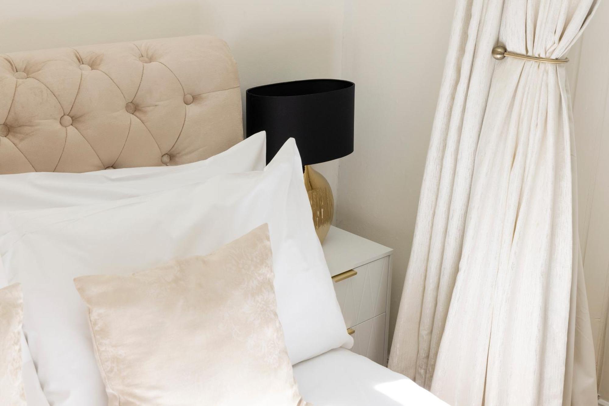 Joivy Modern Flat In City Centre - For Up To 3 Guests Apartman Edinburgh Kültér fotó