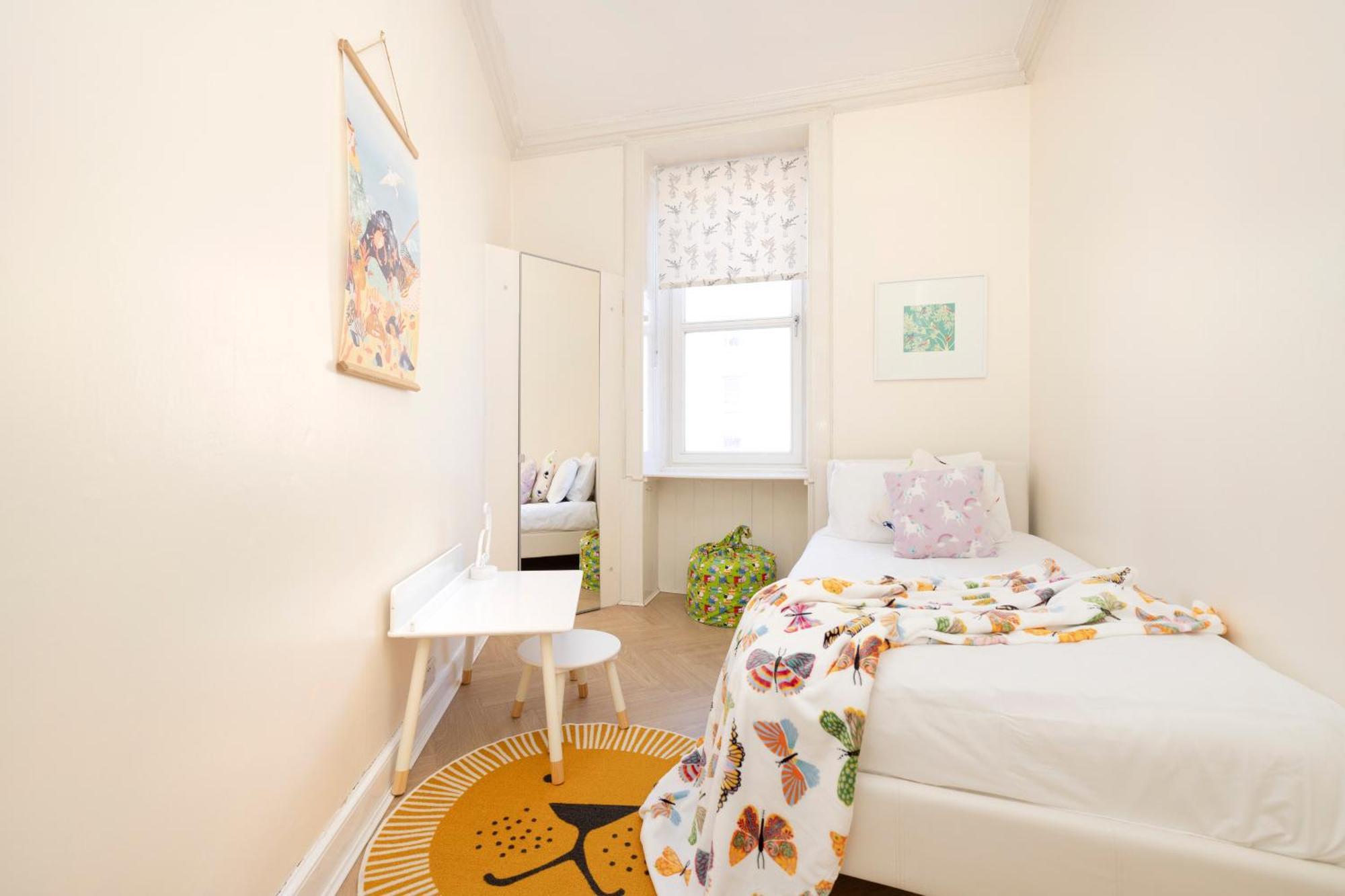 Joivy Modern Flat In City Centre - For Up To 3 Guests Apartman Edinburgh Kültér fotó