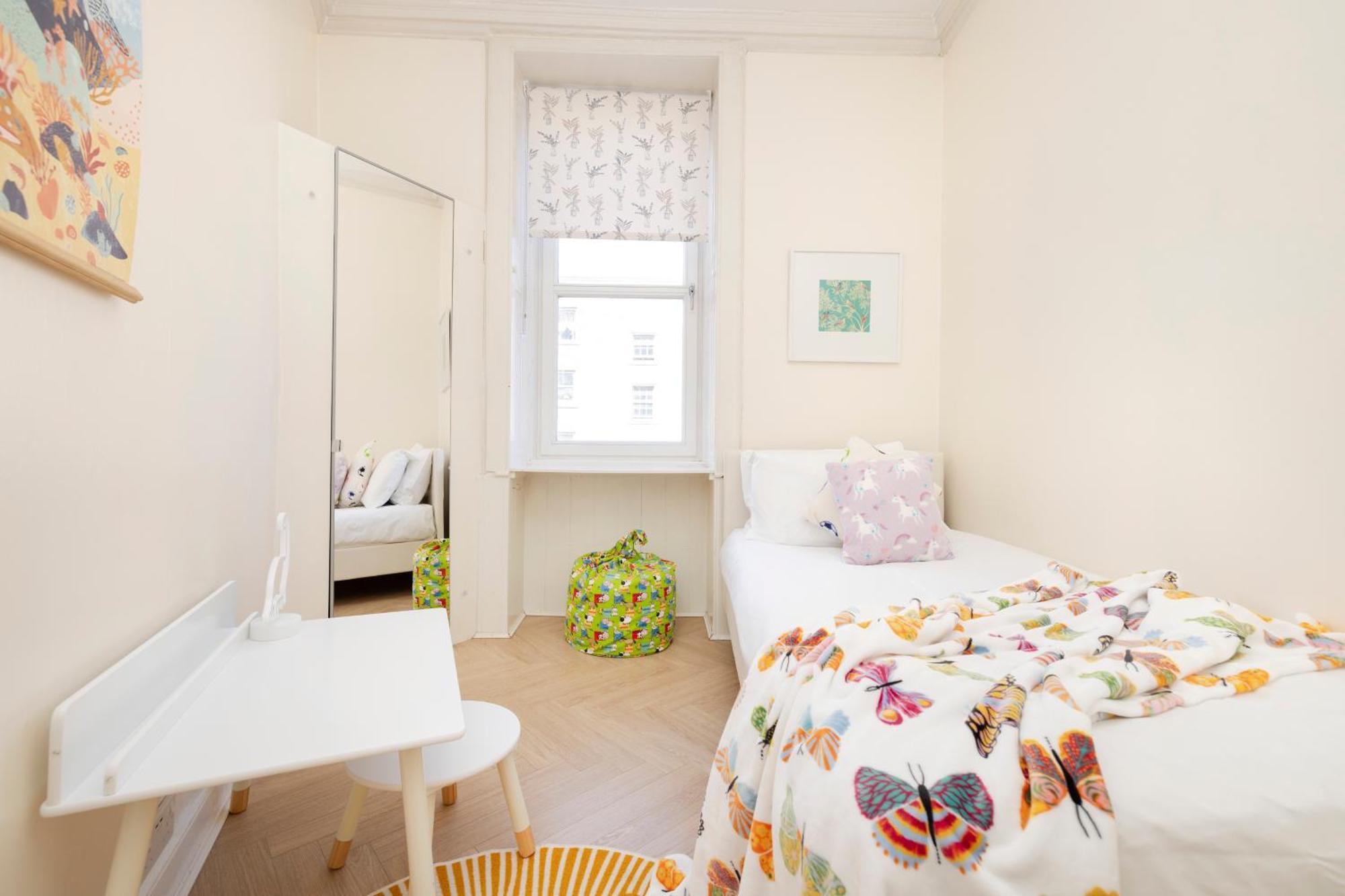 Joivy Modern Flat In City Centre - For Up To 3 Guests Apartman Edinburgh Kültér fotó